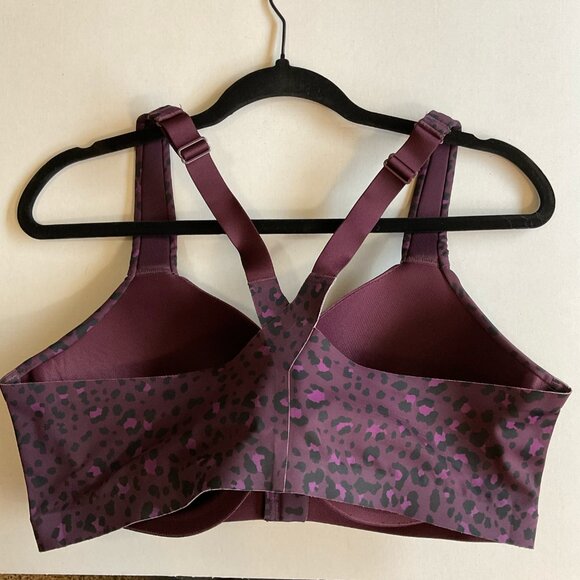 Victoria's Secret Knockout Front-Close Sports Bra, Purple / Leopard Print, 38DD - Picture 6 of 10